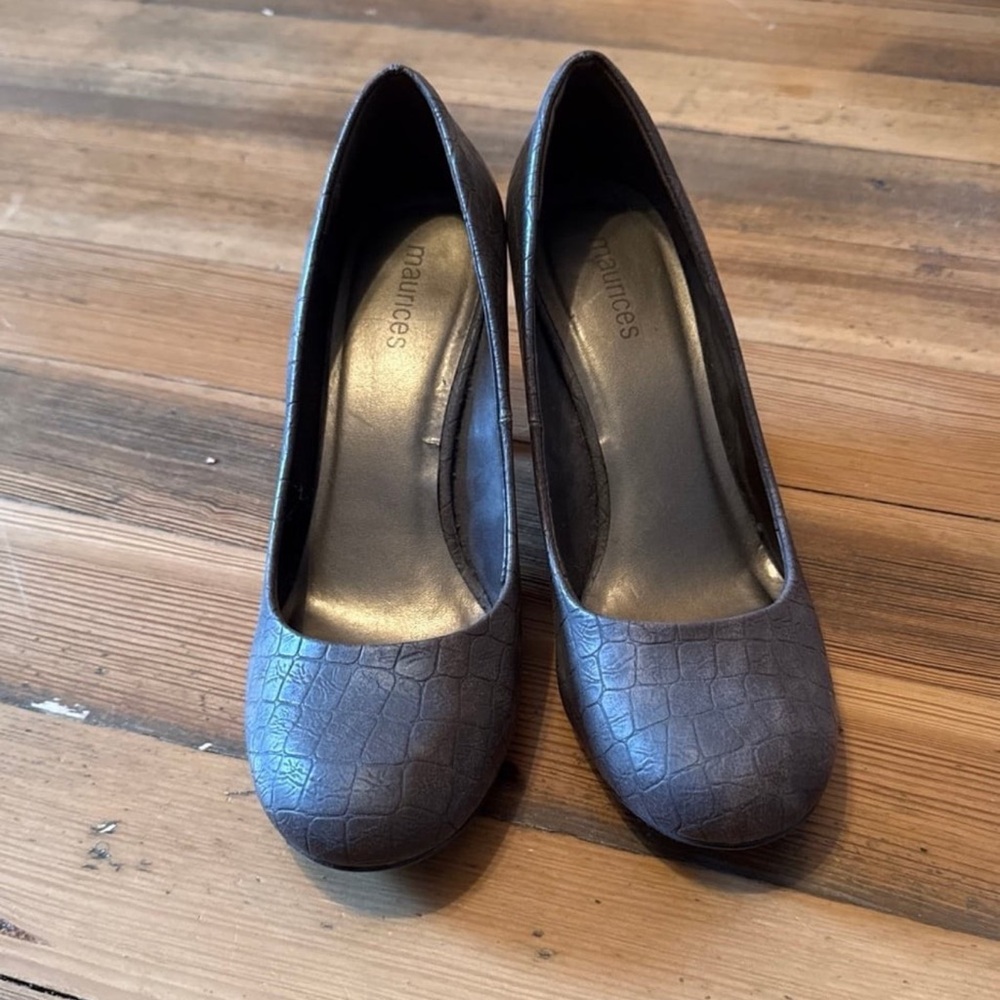 Maurices Brown Snake Print Kitten Heels Size 9 Pumps Low Heel